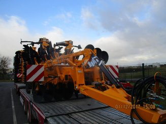 Stubble cultivator Agrisem Maximulch Série 5 traîné Repliable