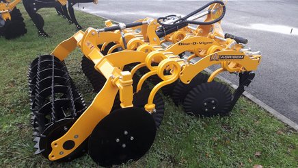 Disc stubble cultivator Agrisem Disc-O-Vigne