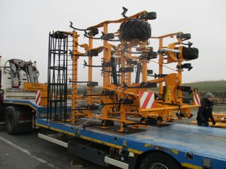 Tined stubble cultivator Agrisem Vibromulch porté Repliable