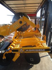 Disc stubble cultivator Agrisem Disc-O-Mulch Gold porté Repliable