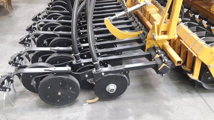 Seed drill Agrisem Semoirs