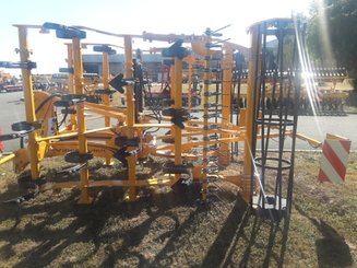 Tined stubble cultivator Agrisem Vibromulch porté Repliable