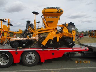Seed drill Agrisem Semoirs