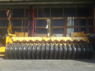 Subsoiler Agrisem Cultiplow Gold porté Fixe