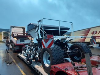 No-till seed drill Agrisem mBOSS Rétractable