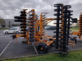 Disc stubble cultivator Agrisem Disc-O-Mulch Série R traîné Repliable