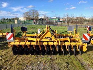 Disc stubble cultivator Agrisem Disc-O-Mulch Série R porté Fixe
