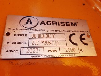 Subsoiler Agrisem Cultiplow Gold porté Fixe