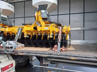 Disc stubble cultivator Agrisem Disc-O-Vigne Fixe