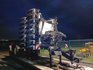 No-till seed drill Agrisem BOSS Repliable