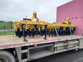 Disc stubble cultivator Agrisem Disc-O-Vigne Fixe