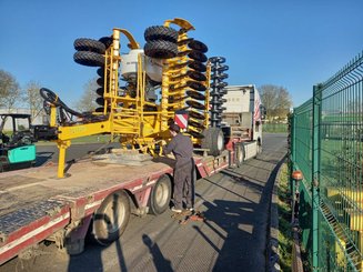 Disc stubble cultivator Agrisem Disc-O-Mulch Série R traîné Repliable